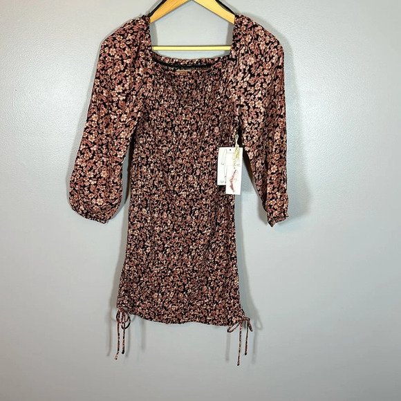 Jessica Simpson Floral Smocked Dress Size Small NWT - Picture 1 of 7